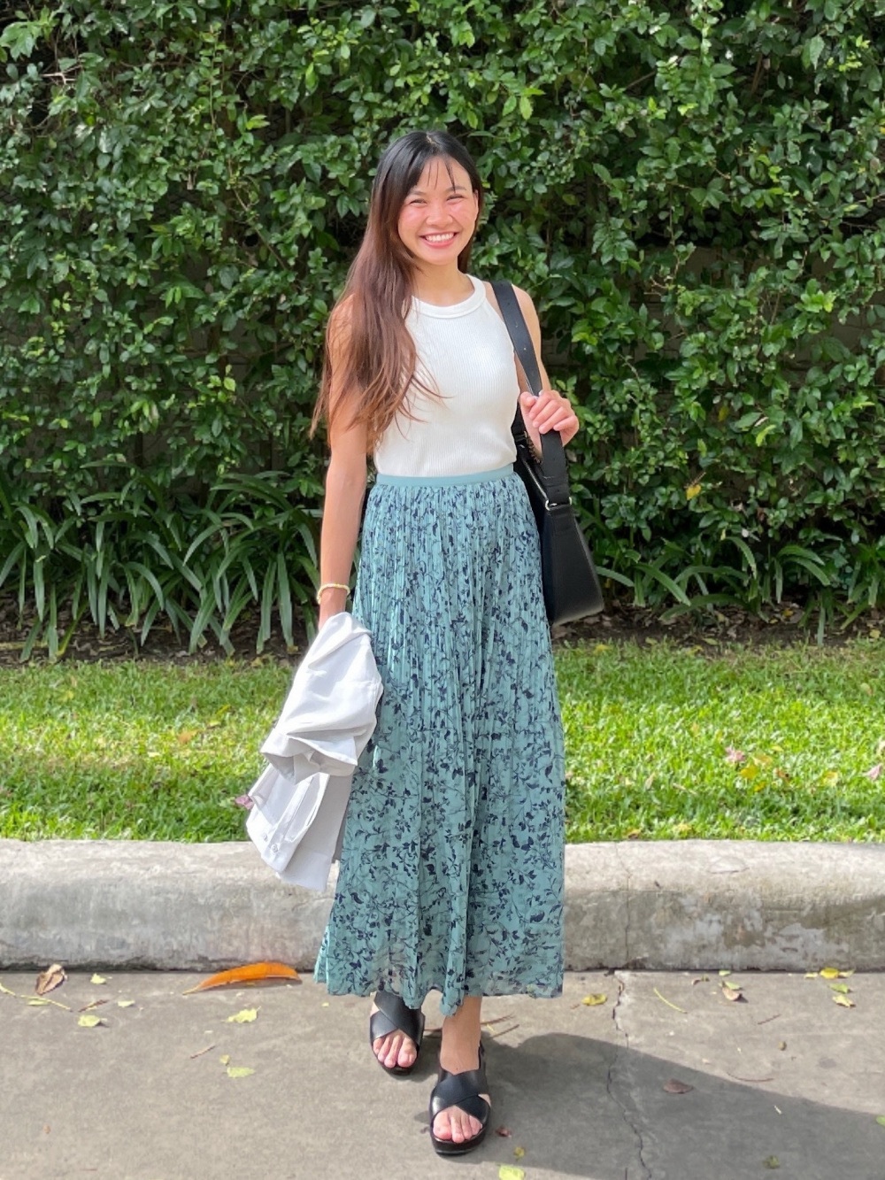 *LIKE NEW* Pleated Floral Maxi/Midi Skirt Green/Blue  - Size XS